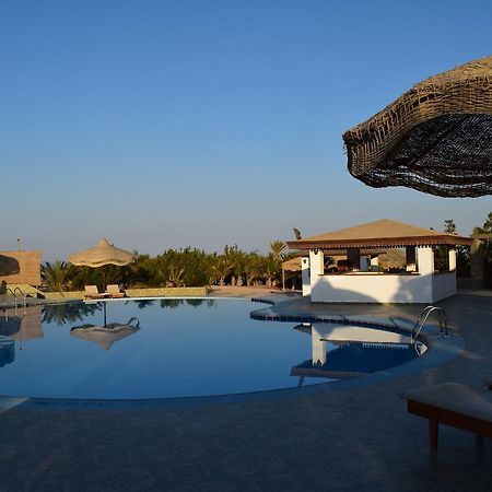 Mangrove Bay Resort El Qoseir Buitenkant foto