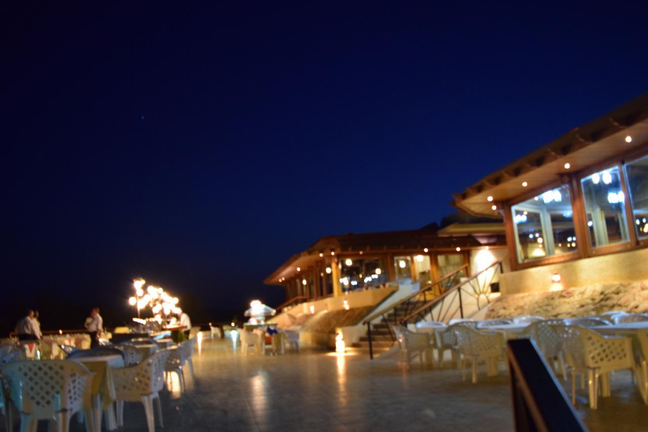 Mangrove Bay Resort El Qoseir Buitenkant foto